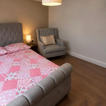 Comfy In Swords- Short Drive To Dublinairport Séjour chez l'habitant Swords